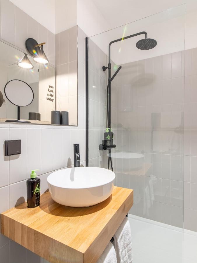 Limehome Wolfsburg Porschestrasse エクステリア 写真
